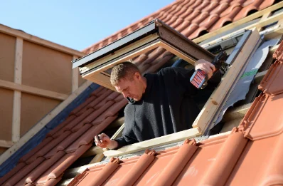 Pose de fenêtres de toit Velux à Agudelle